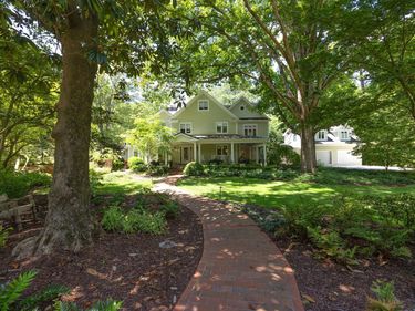 908 Greenwood Road, Chapel Hill, NC 27514