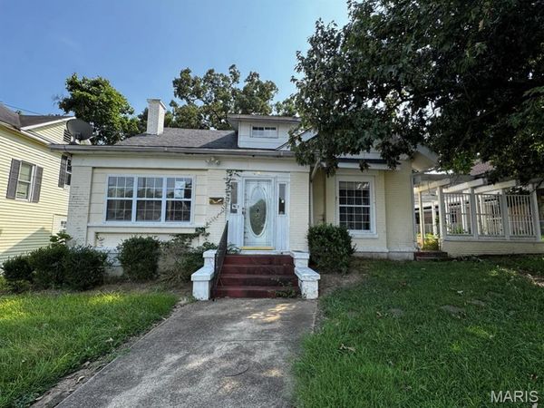 842 Vine Street , Poplar Bluff, MO 63901