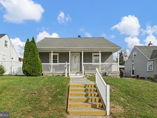29 GREEN LANE , ASTON, PA 19014