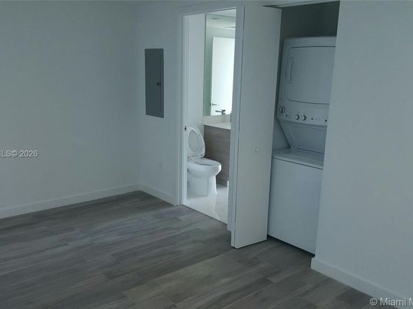 1300 S MIAMI AV, Unit 4002, Miami, FL 33130