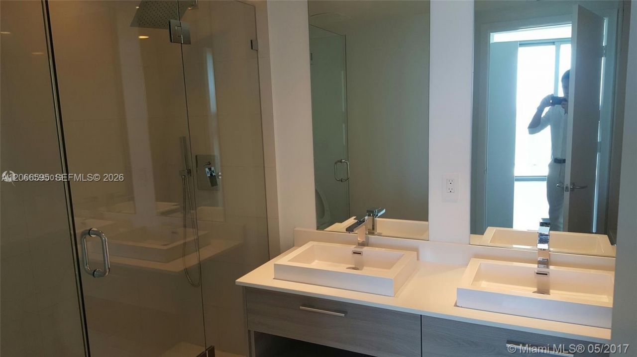 1300 S Miami Av, Unit 4002, Miami, FL 33130 Photo