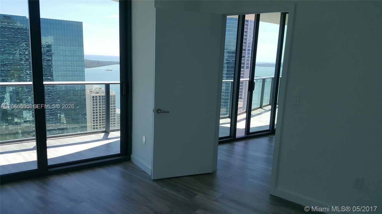 1300 S Miami Av, Unit 4002, Miami, FL 33130 Photo