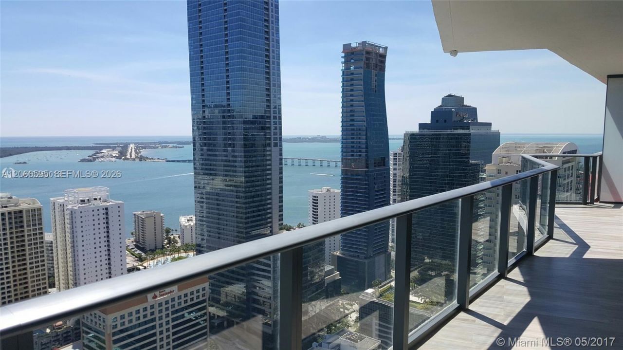 1300 S Miami Av, Unit 4002, Miami, FL 33130 Photo