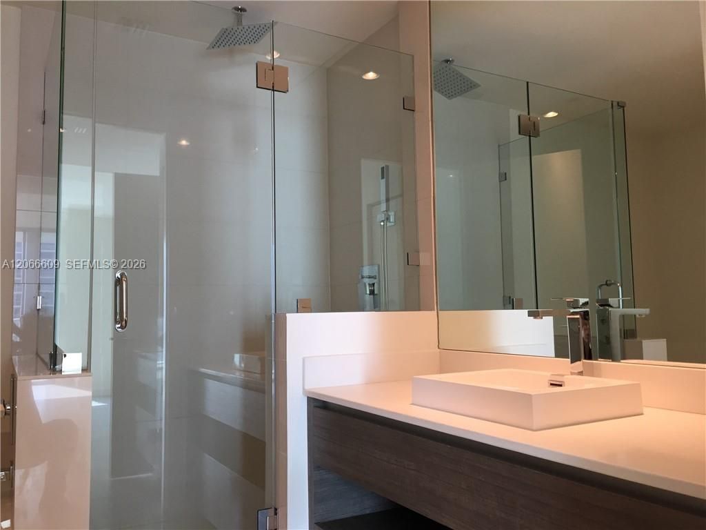 1100 S Miami Av , Unit 2911, Miami, FL 33130 Photo