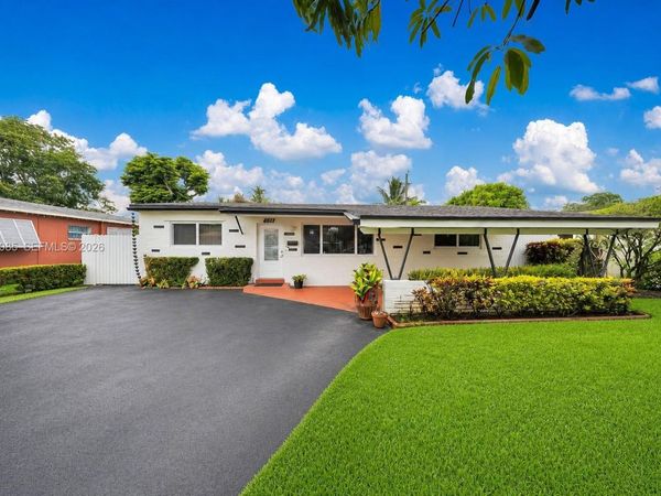 7561 Meridian St , Miramar, FL 33023
