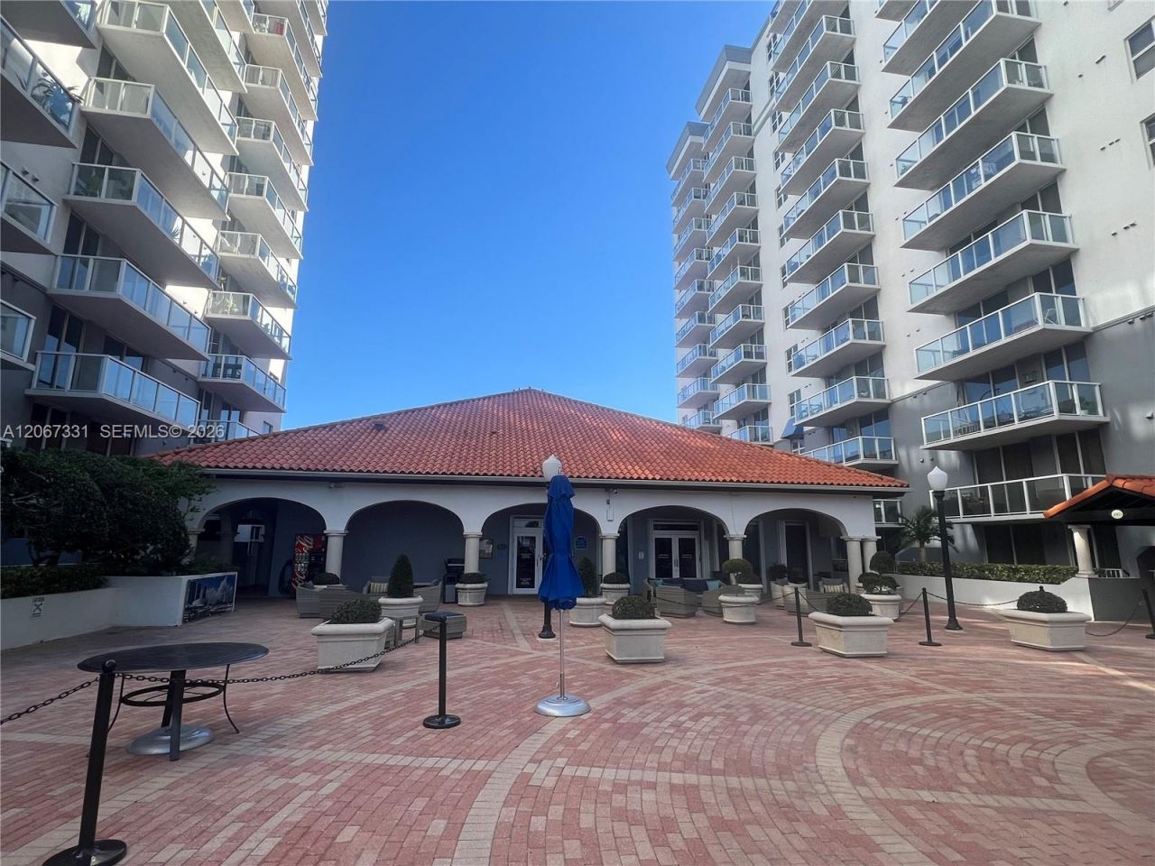 5077 NW 7th St, Unit PH11, Miami, FL 33126 Photo