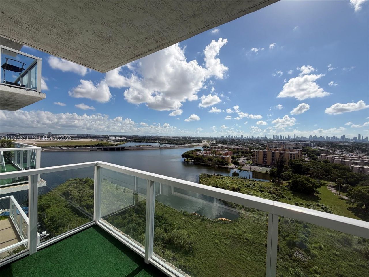 5077 NW 7th St, Unit PH11, Miami, FL 33126 Photo