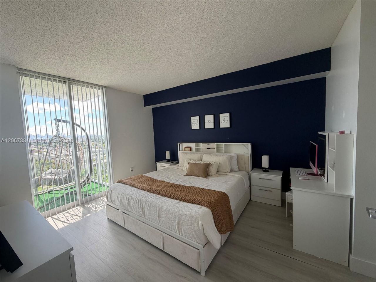 5077 NW 7th St, Unit PH11, Miami, FL 33126 Photo