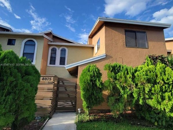 8075 NW 71st Ct , Unit 875, Tamarac, FL 33321