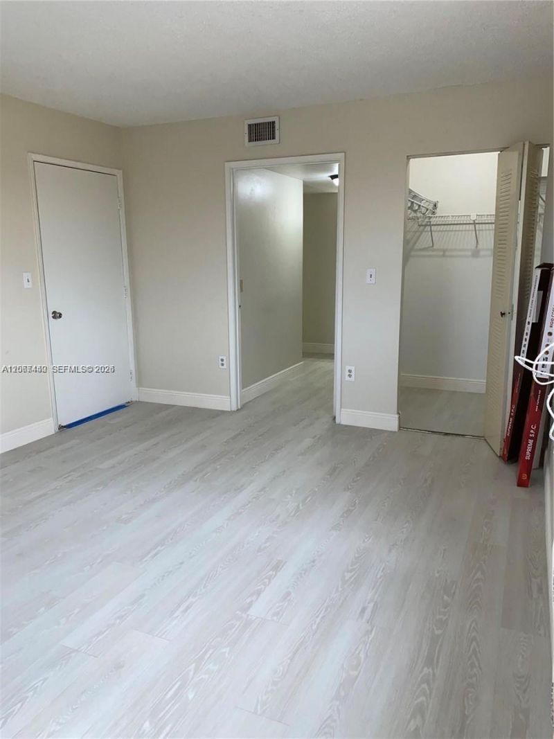14931 SW 82nd Ln, Unit 18-301, Miami, FL 33193 Photo