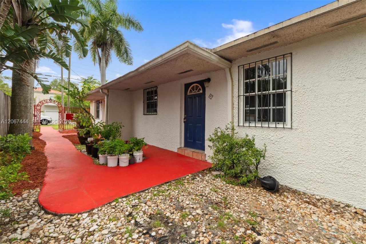 3147 Mcdonald St , Unit 2, Miami, FL 33133 Photo