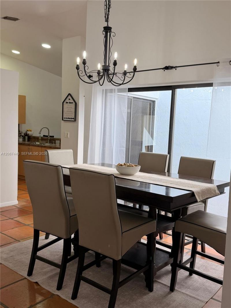 6641 NW 174th Ter, Hialeah, FL 33015 Photo
