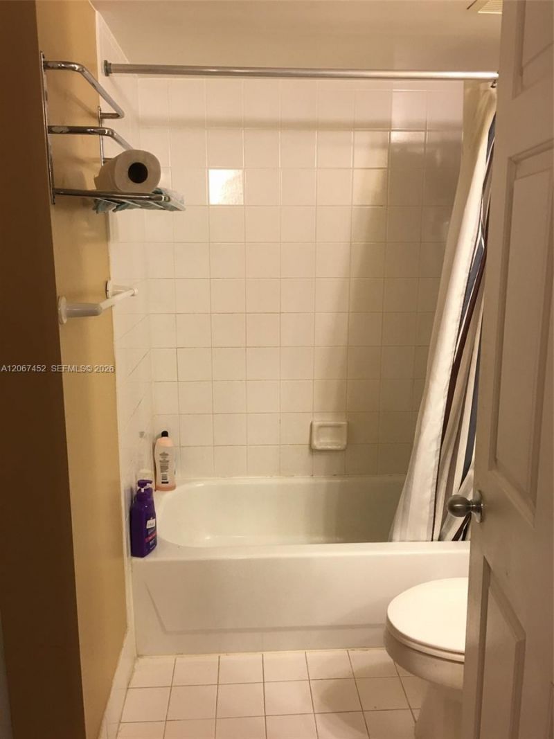 2600 S University Dr , Unit 221, Davie, FL 33328 Photo