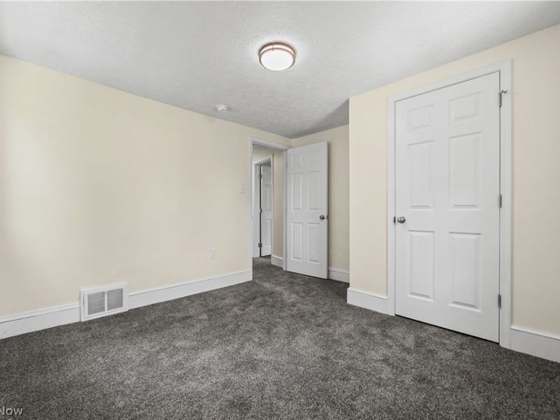 874 Wilmot Street, Akron, OH 44306 Photo 14