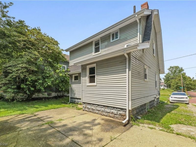 874 Wilmot Street, Akron, OH 44306 Photo 21