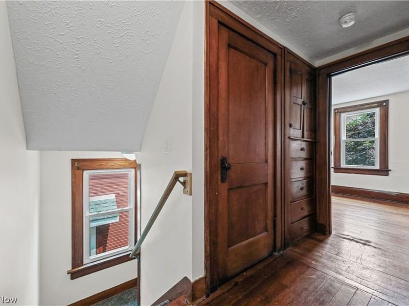 330 Cleveland Street , Akron, OH 44306 Photo 10