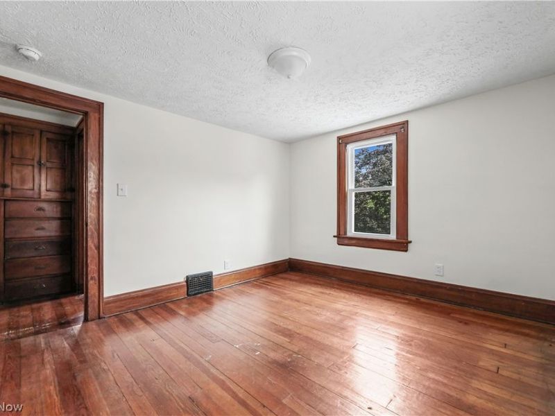 330 Cleveland Street , Akron, OH 44306 Photo 13