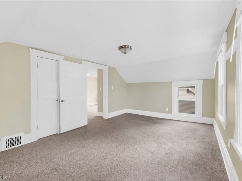 5810 Madison Avenue , Cleveland, OH 44102 Photo 13