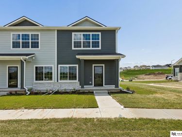 16004 Isabella Street, Bennington, NE 68007