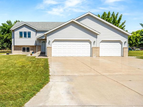 507 Nicole Lane , Dilworth, MN 56529