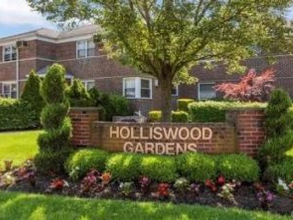 196-08 Pompeii Avenue , Unit 1B, Hollis, NY 11423