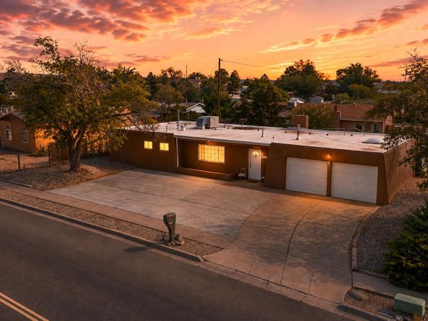 10128 Paseo Del Norte NW, Albuquerque, NM 87114