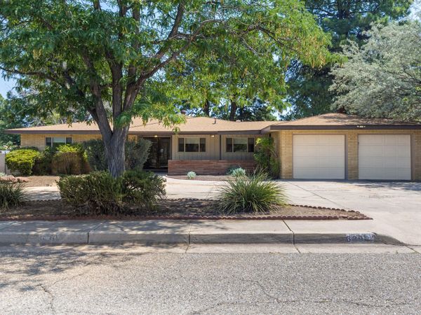 630 Sierra Drive SE, Albuquerque, NM 87108