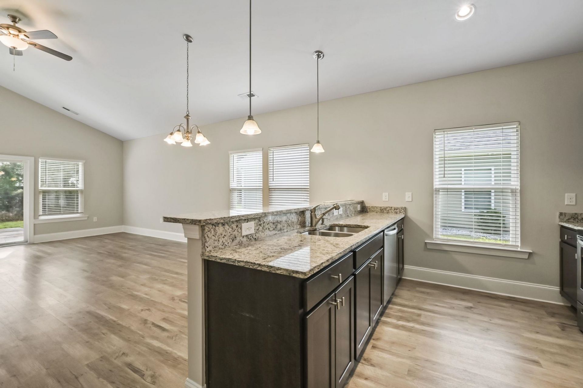 1616 Palmetto Palm Dr. Photo 11