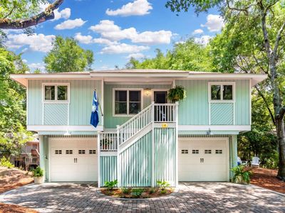 42 Twin Oaks Lane, Isle of Palms, SC 29451