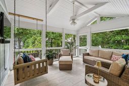 42 Twin Oaks Lane photo 4