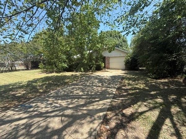 1312 Bluffview Drive, Seagoville, TX 75159