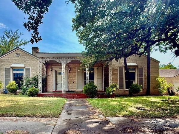 720-B E Leslie Street, Hamilton, TX 76531