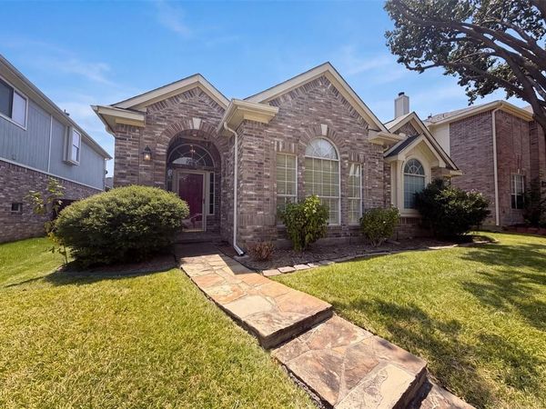 1688 Yellowstone Avenue , Lewisville, TX 75077