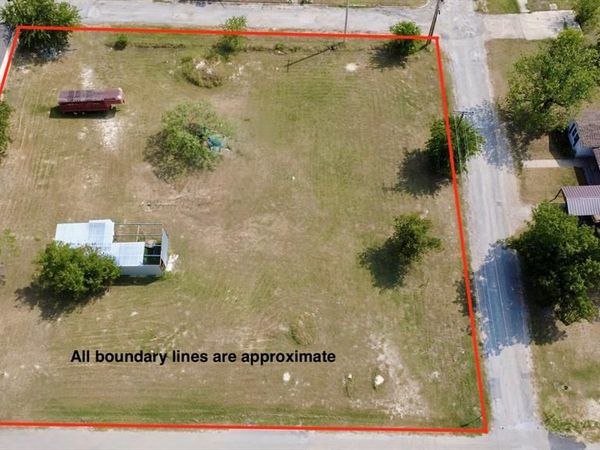 TBD E Leslie Street , Hamilton, TX 76531