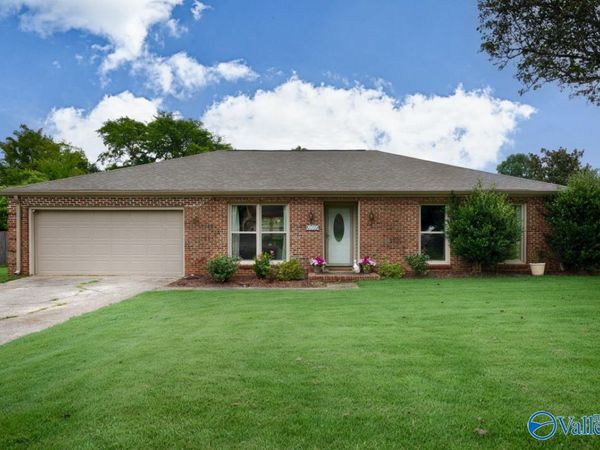 103 Timberland Trace NW, Madison, AL 35757