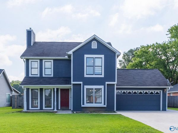 1412 Lake Crest Drive, Decatur, AL 35603