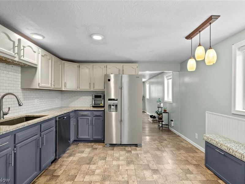 2607 Berry Road , Akron, OH 44320 Photo 10