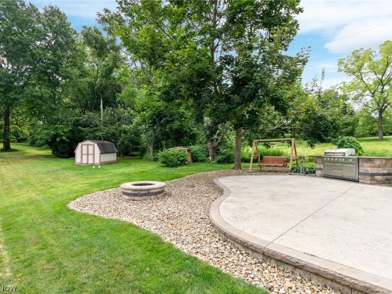 2607 Berry Road , Akron, OH 44320 Photo 23