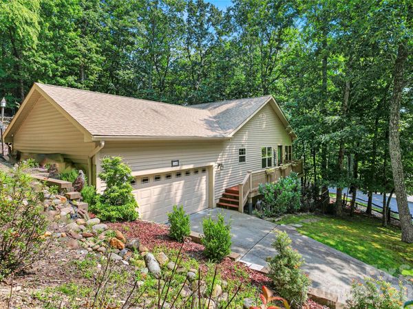 14 Isuhdavga Court, Unit L16/U06, Brevard, NC 28712