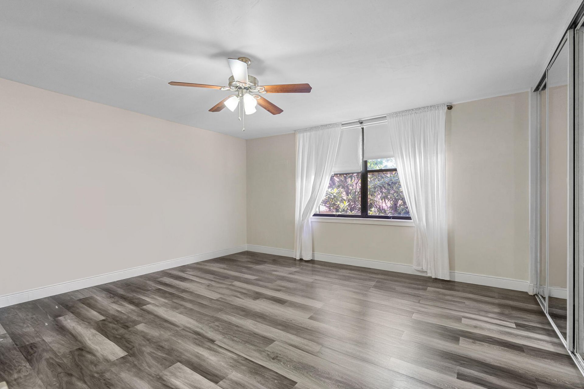 3728 Estepona Avenue, Unit 15-D-2, Doral, FL 33178 Photo
