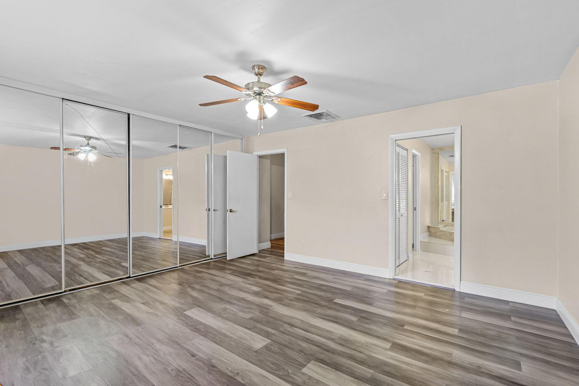 3728 Estepona Avenue, Unit 15-D-2, Doral, FL 33178 Photo