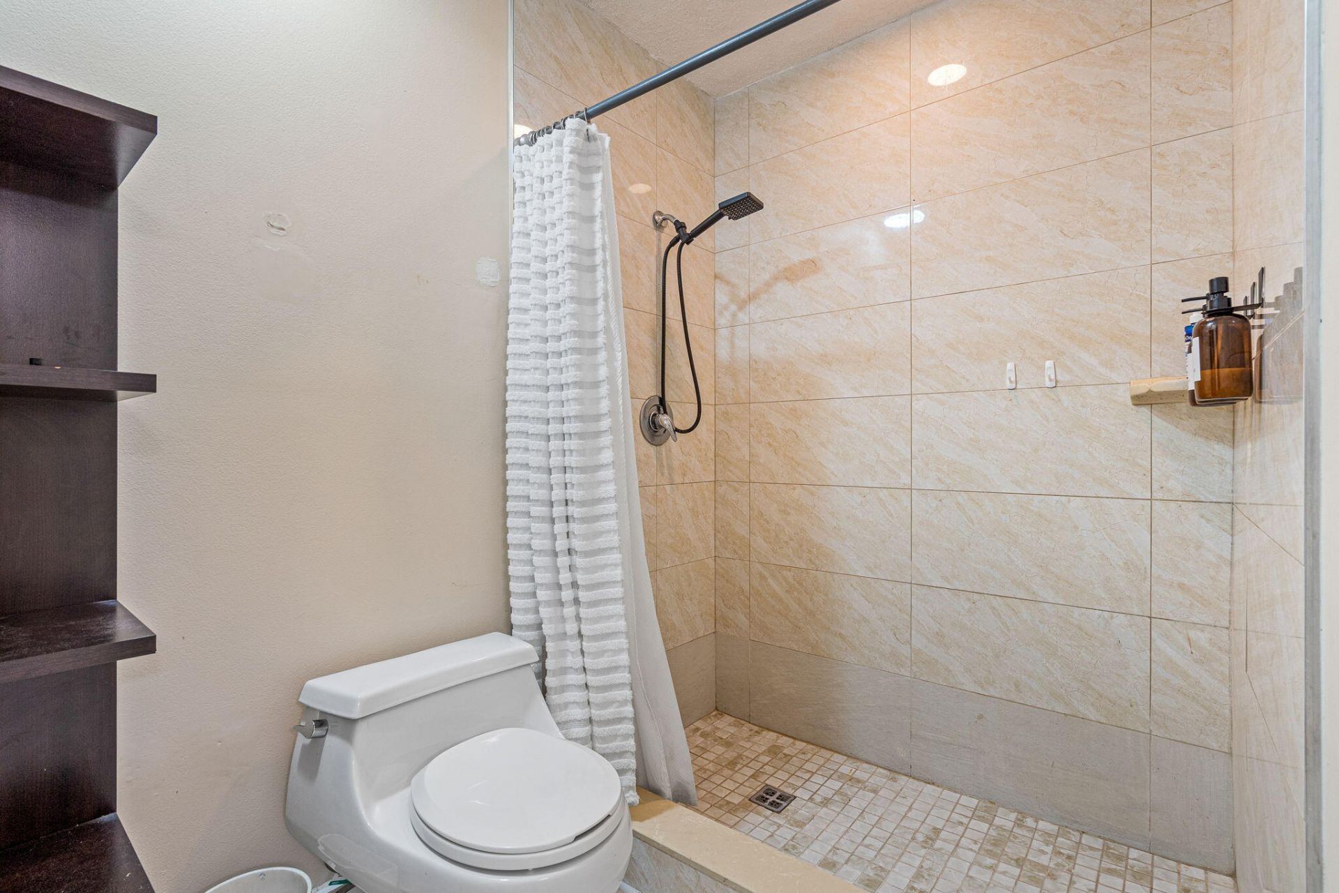 3728 Estepona Avenue, Unit 15-D-2, Doral, FL 33178 Photo