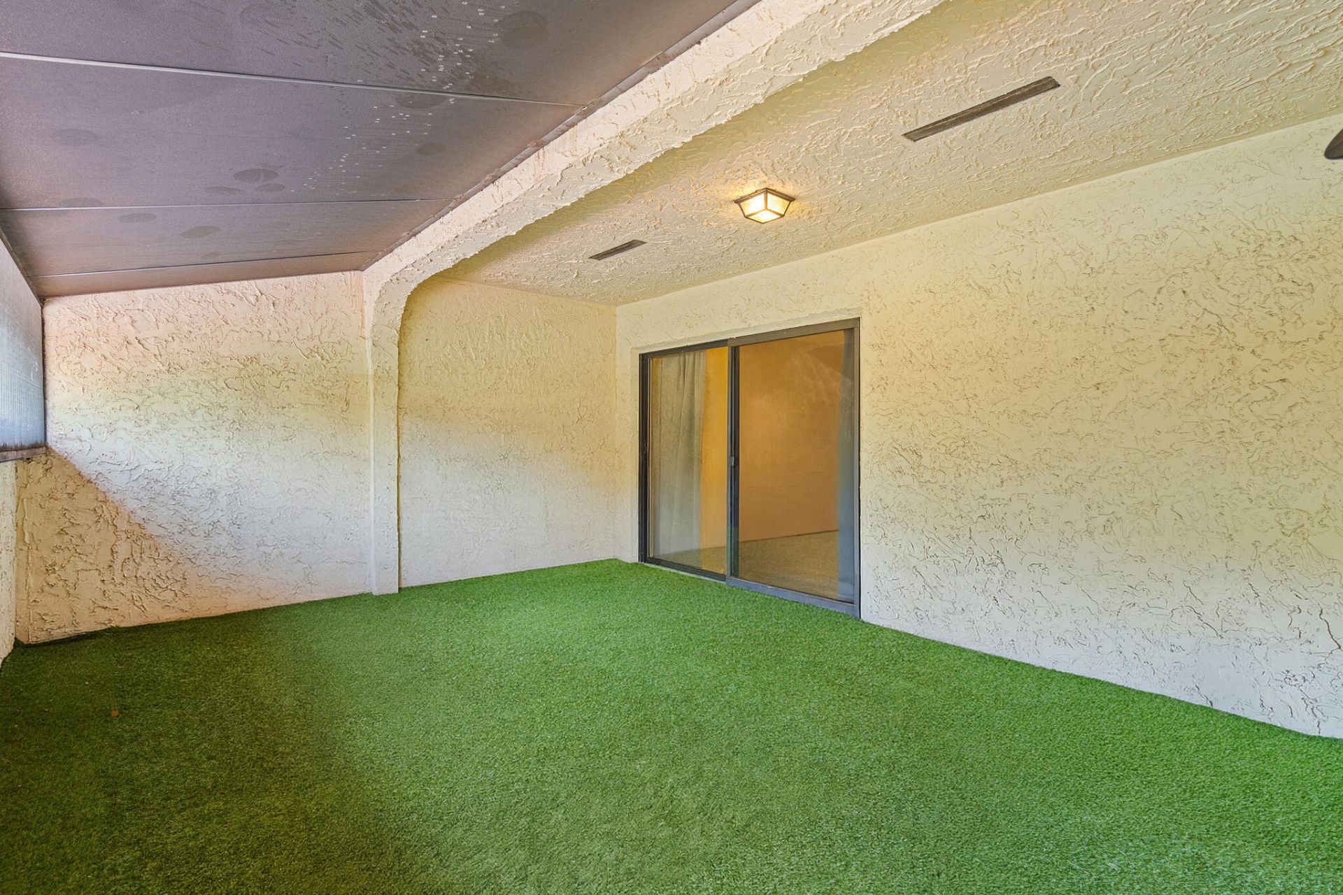 3728 Estepona Avenue, Unit 15-D-2, Doral, FL 33178 Photo