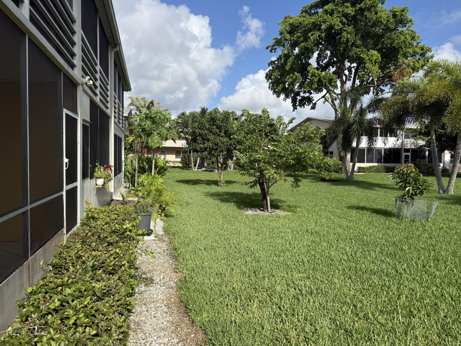 147 Cambridge G, West Palm Beach, FL 33417 Photo