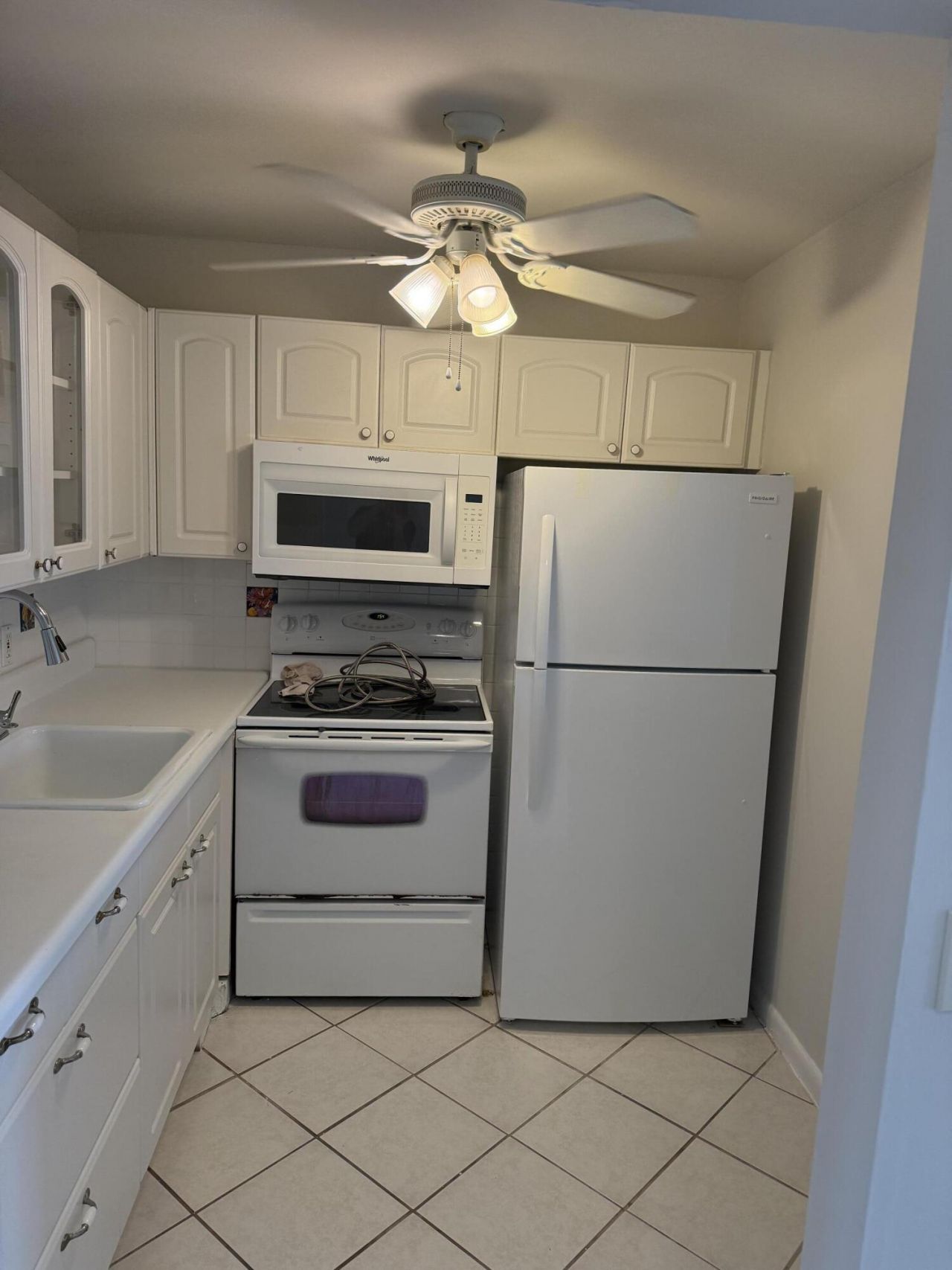 147 Cambridge G, West Palm Beach, FL 33417 Photo