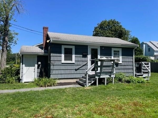 39 Newton Ave, Holbrook, MA 02343