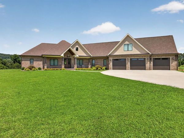 3542 Seven Springs Road, Cookeville, TN 38506
