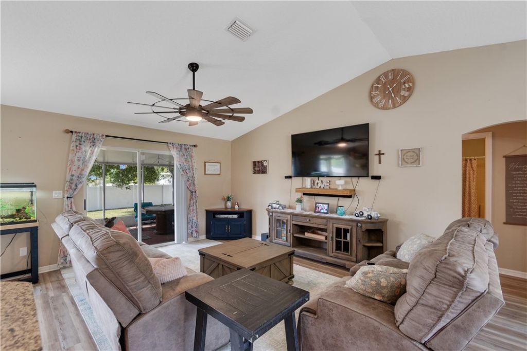 604 Carnival Terrace, Sebastian, FL 32958 Photo