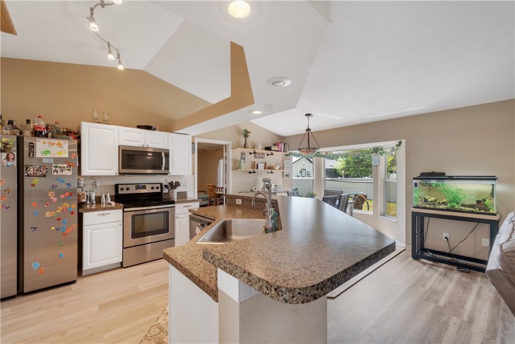 604 Carnival Terrace, Sebastian, FL 32958 Photo