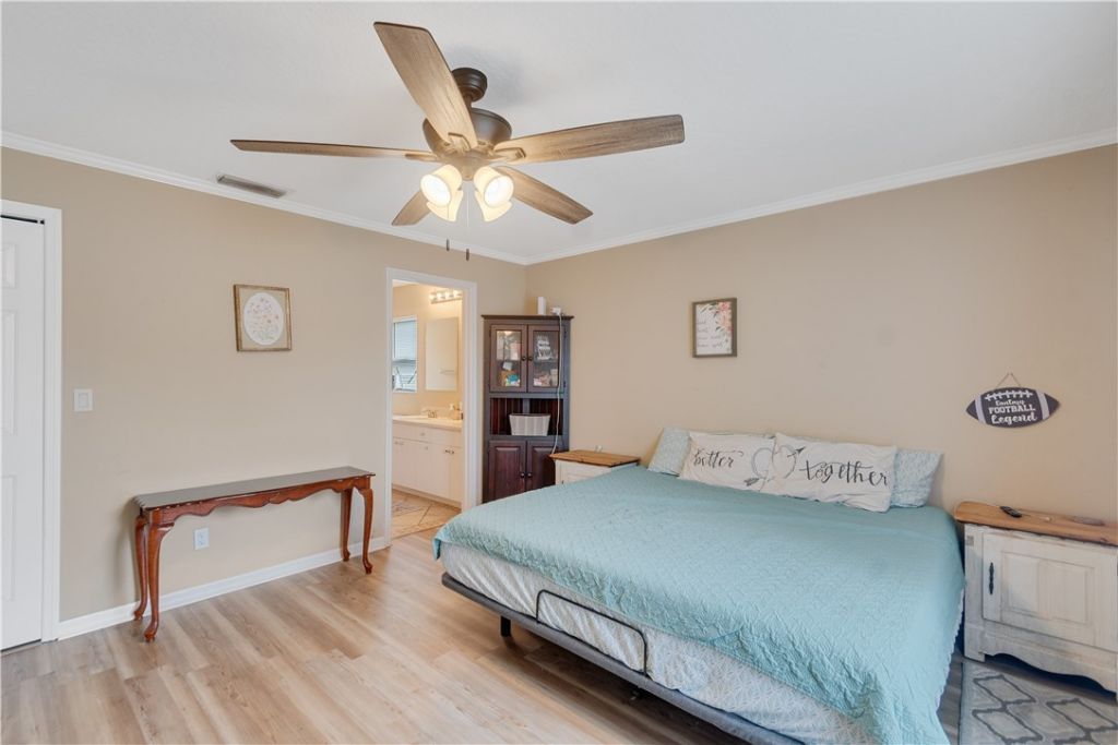 604 Carnival Terrace, Sebastian, FL 32958 Photo